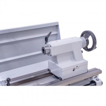 The robust tailstock with quill holder MK4 can be adjusted for taper turning